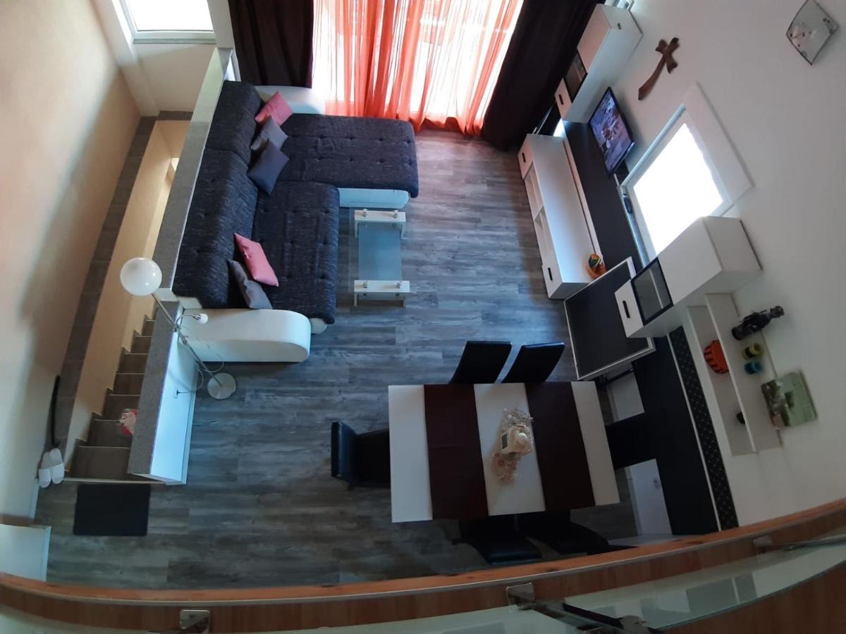 Apartment Tonko Vir Ngoại thất bức ảnh