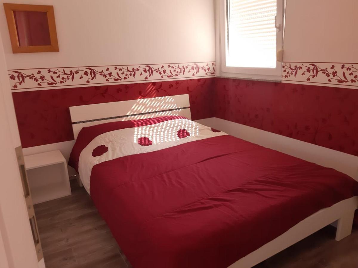 Apartment Tonko Vir Ngoại thất bức ảnh
