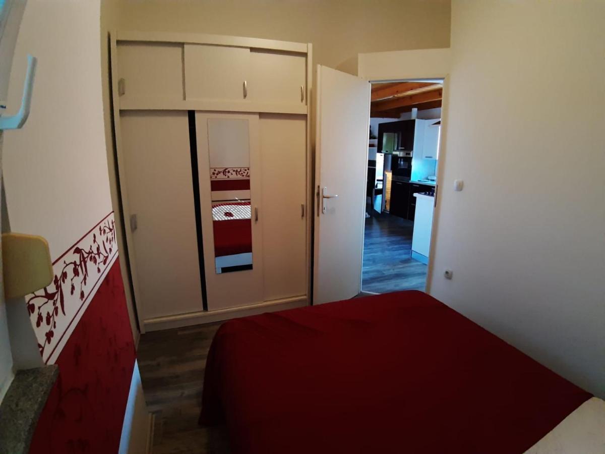 Apartment Tonko Vir Ngoại thất bức ảnh